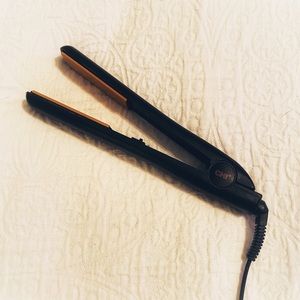 CHI hair straightener 1”
